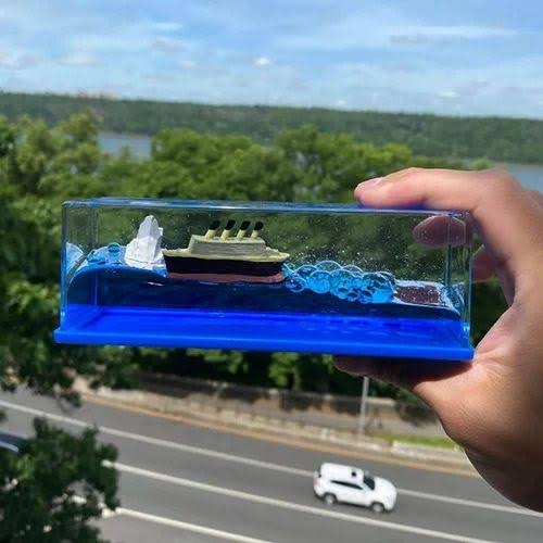 Floating Ship Miniature - Modheads.in